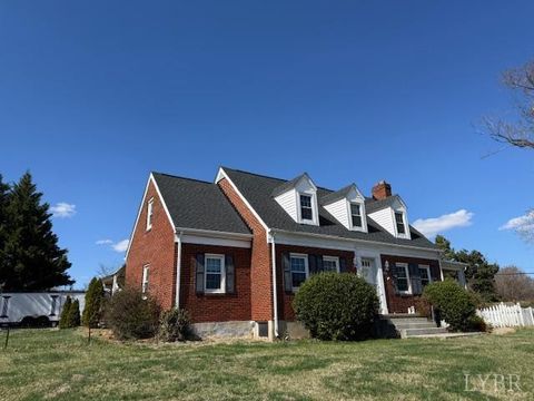 Photo of 153 Ridge Street, Madison Heights, VA 24572 (MLS # 364924)