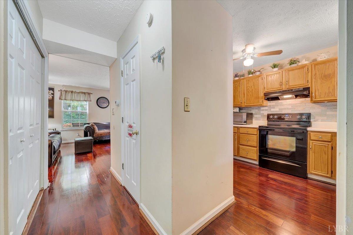 18 Jefferson Village Drive, Forest, Virginia image 13