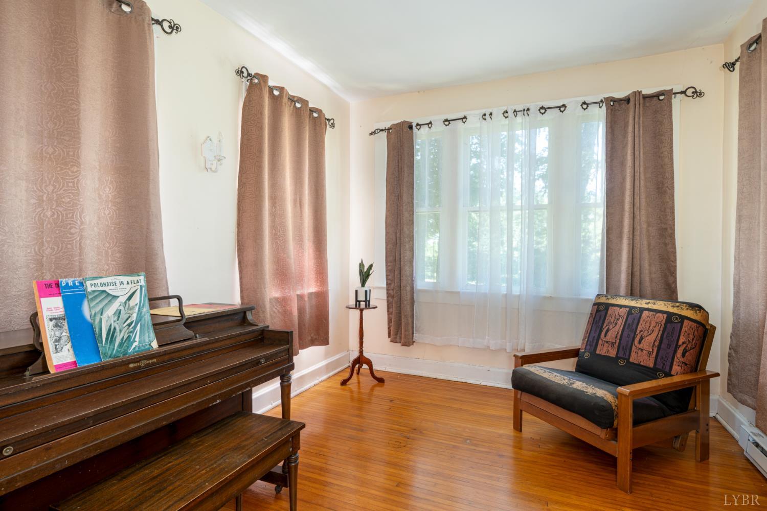 264 N Five Forks Road, Amherst, Virginia image 11