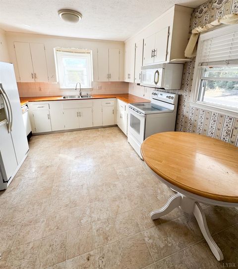 Tiny photo for 1715 Moormans Road, Lynchburg, VA 24501 (MLS # 362572)