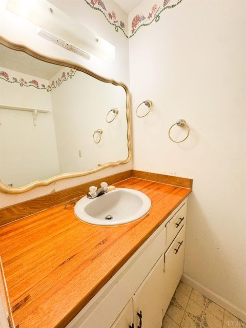 Tiny photo for 1715 Moormans Road, Lynchburg, VA 24501 (MLS # 362572)