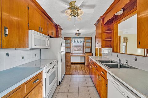 Tiny photo for 1524 Liggates Rd, Lynchburg, VA 24502 (MLS # 363590)