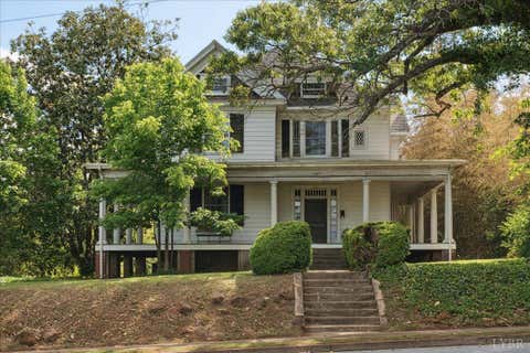 Homes For Sale - 1102 Bedford Avenue<br/> Altavista, VA 24517