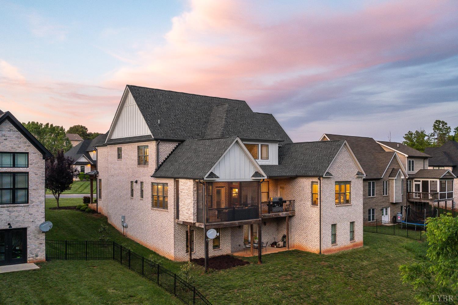 951 Leander Drive, Forest, Virginia image 3