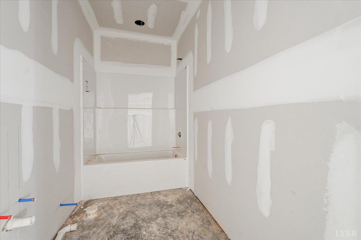 1037 Westerham Court, Huddleston, Virginia image 27
