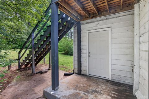 Tiny photo for 818 Pierce St. St, Lynchburg, VA 24504 (MLS # 366197)