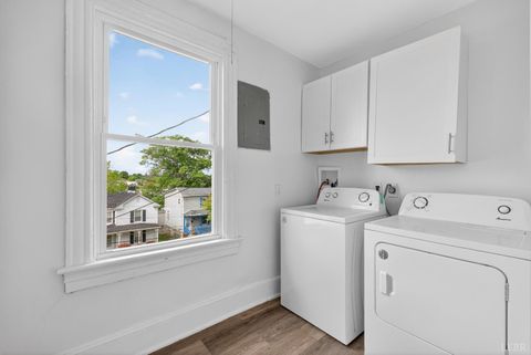 Tiny photo for 818 Pierce St. St, Lynchburg, VA 24504 (MLS # 366197)