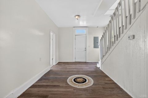 Tiny photo for 818 Pierce St. St, Lynchburg, VA 24504 (MLS # 366197)