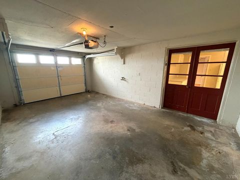 Tiny photo for 205 Woodrow Avenue, Monroe, VA 24574 (MLS # 365160)