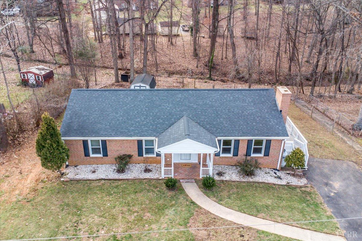 112 Westridge Circle, Lynchburg, Virginia image 3