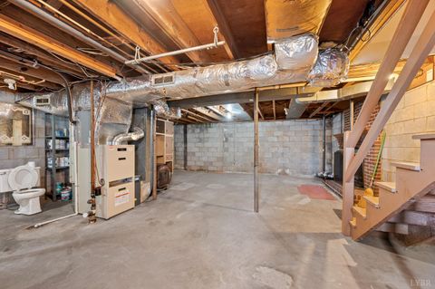 Tiny photo for 1128 Snead Circle, Bedford, VA 24523 (MLS # 365422)