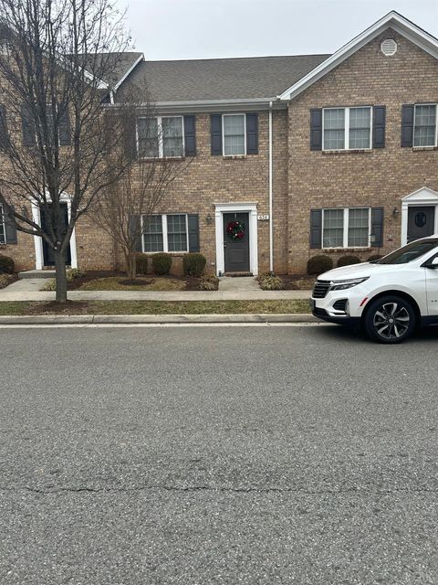 Photo of 624 Capstone Drive, Lynchburg, VA 24502 (MLS # 363438)