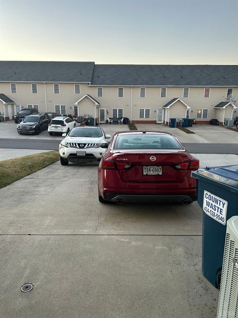 Tiny photo for 624 Capstone Drive, Lynchburg, VA 24502 (MLS # 363438)