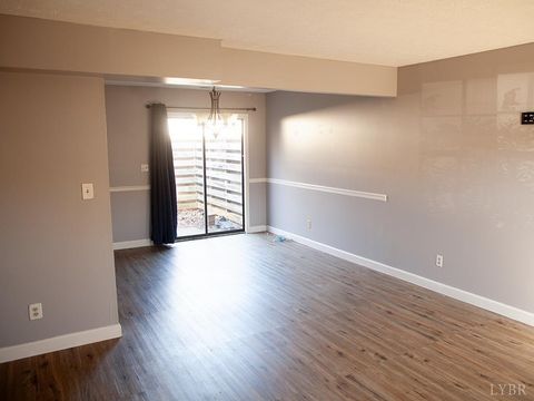 Tiny photo for 61 countryplace Ln, Lynchburg, VA 24501 (MLS # 364743)