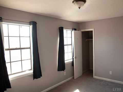 Tiny photo for 61 countryplace Ln, Lynchburg, VA 24501 (MLS # 364743)