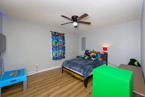 Tiny photo for 186 Sunrise Street, Appomattox, VA 24522 (MLS # 365070)