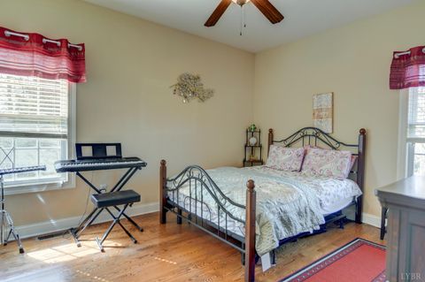 Tiny photo for 1044 Grand Oaks Drive, Forest, VA 24551 (MLS # 364909)