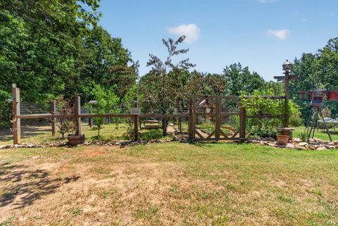 Tiny photo for 3088 Oxford Furnace Road, Lynchburg, VA 24504 (MLS # 366770)
