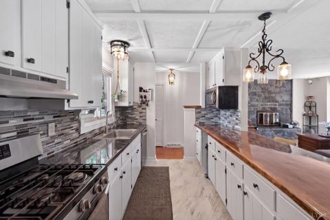 Tiny photo for 3088 Oxford Furnace Road, Lynchburg, VA 24504 (MLS # 366770)