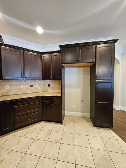 Tiny photo for 220 Meridian Street, Lynchburg, VA 24502 (MLS # 364486)