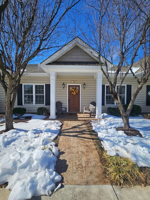 Photo of 220 Meridian Street, Lynchburg, VA 24502 (MLS # 364486)