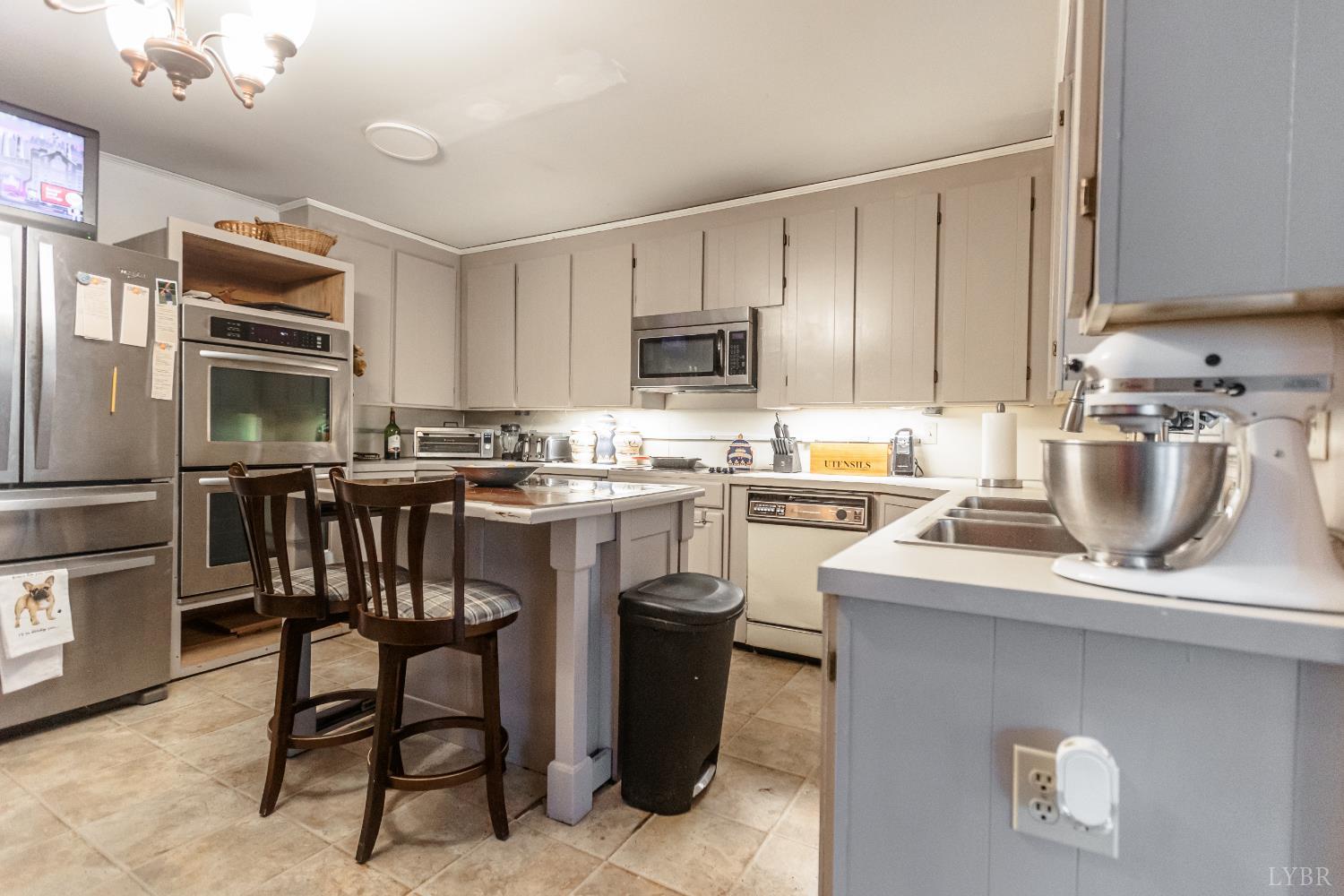 218 Walton Drive, Appomattox, Virginia image 14