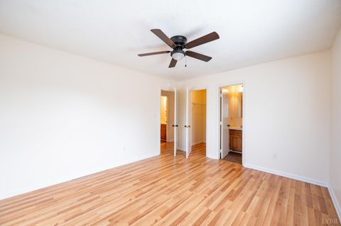 Tiny photo for 1114 Golden Leaf Road, Nathalie, VA 24577 (MLS # 363664)