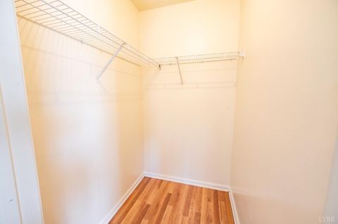 Tiny photo for 1114 Golden Leaf Road, Nathalie, VA 24577 (MLS # 363664)