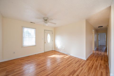 Tiny photo for 1114 Golden Leaf Road, Nathalie, VA 24577 (MLS # 363664)