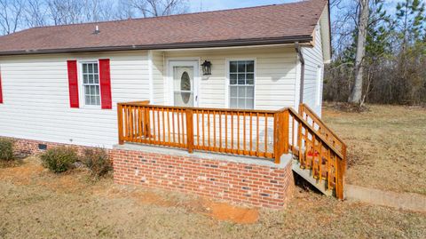 Tiny photo for 1114 Golden Leaf Road, Nathalie, VA 24577 (MLS # 363664)