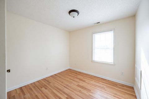 Tiny photo for 1114 Golden Leaf Road, Nathalie, VA 24577 (MLS # 363664)