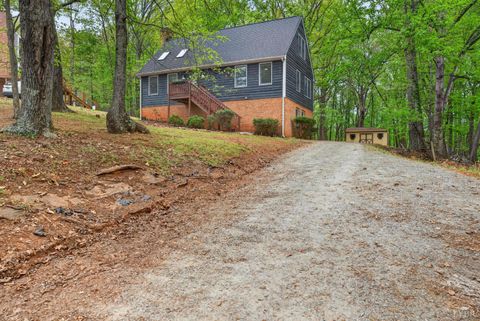 Tiny photo for 107 Fox Hollow Road, Lynchburg, VA 24503 (MLS # 365810)