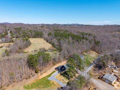 Tiny photo for 315 Moorman mill, Rustburg, VA 24588 (MLS # 365147)