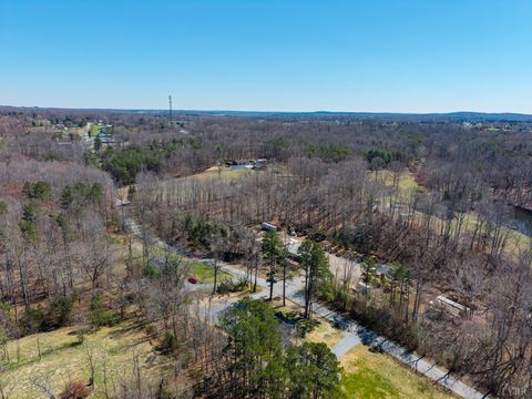 Tiny photo for 315 Moorman mill, Rustburg, VA 24588 (MLS # 365147)