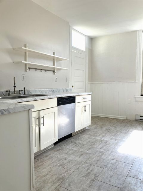 Tiny photo for 507 Victoria Ave AVE #507, Lynchburg, VA 24502 (MLS # 365744)