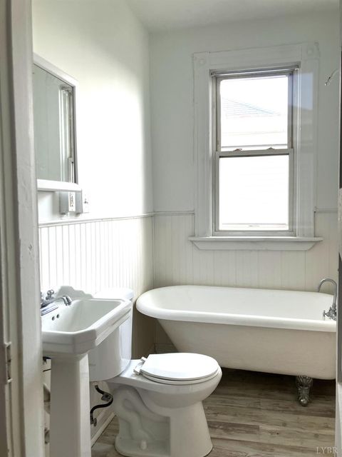 Tiny photo for 507 Victoria Ave AVE #507, Lynchburg, VA 24502 (MLS # 365744)