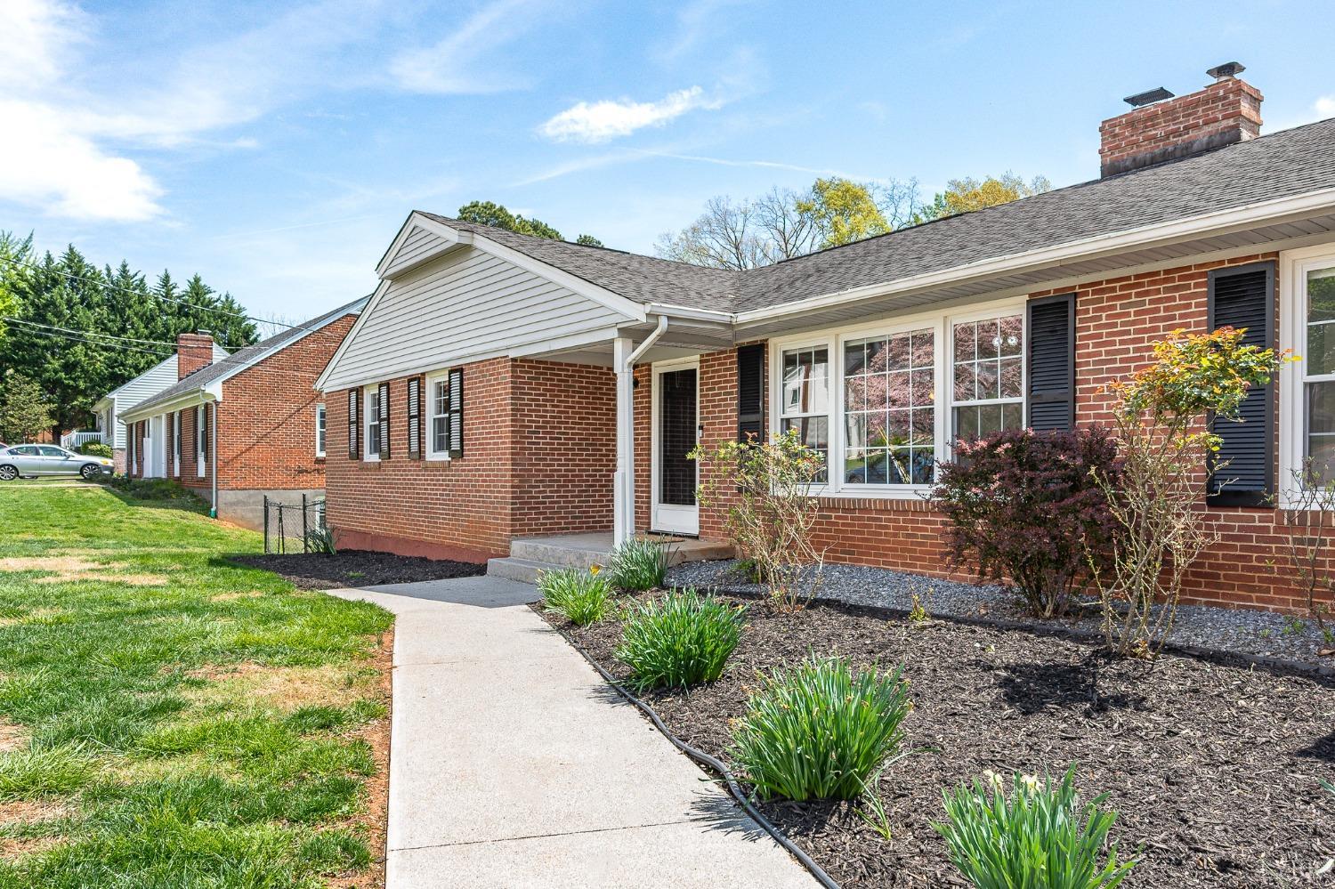 3516 Round Hill Road, Lynchburg, Virginia image 4
