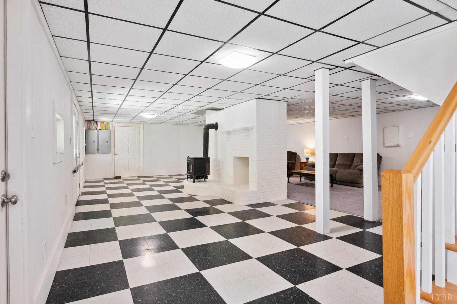 3516 Round Hill Road, Lynchburg, Virginia image 31