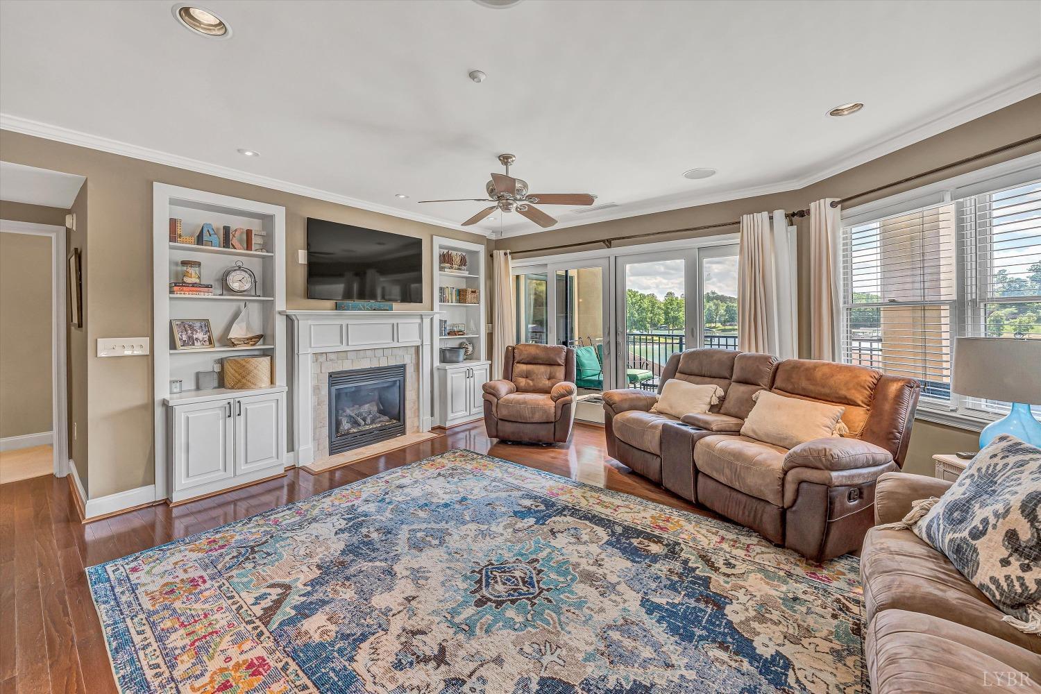 100 Bridgewater Pointe Place #201, Moneta, Virginia image 8