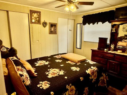 Tiny photo for 6223 Joppa Mill Rd Rd, Moneta, VA 24121 (MLS # 362632)