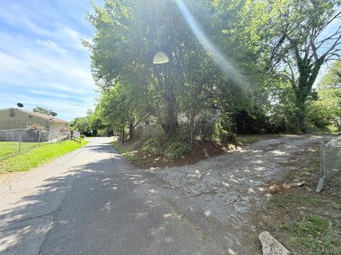 Tiny photo for 1624 FILLMORE ST, Lynchburg, VA 24501 (MLS # 366640)