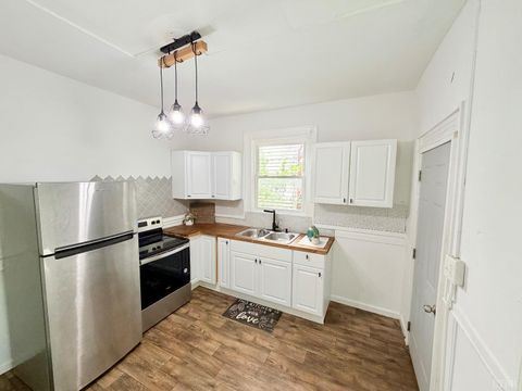 Tiny photo for 1624 FILLMORE ST, Lynchburg, VA 24501 (MLS # 366640)