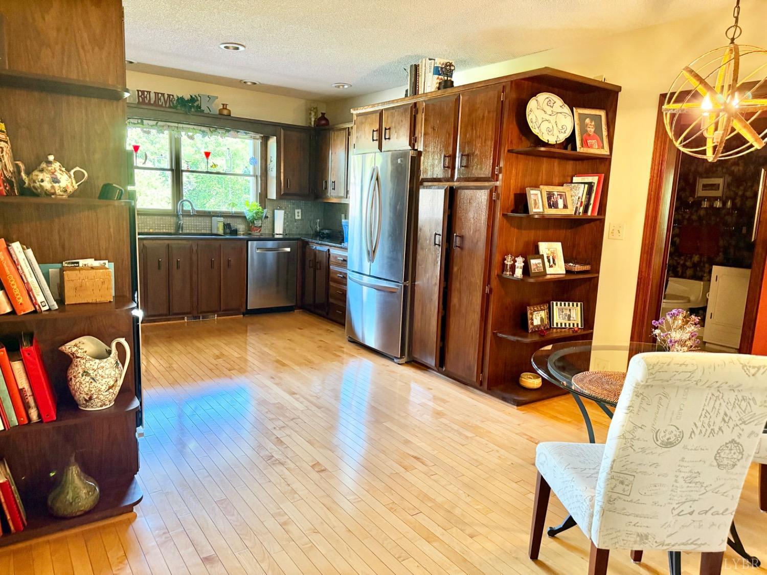 306 Quail Meadows Drive, Forest, Virginia image 12