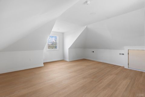 Tiny photo for 224 Cleveland Avenue, Lynchburg, VA 24503 (MLS # 363122)