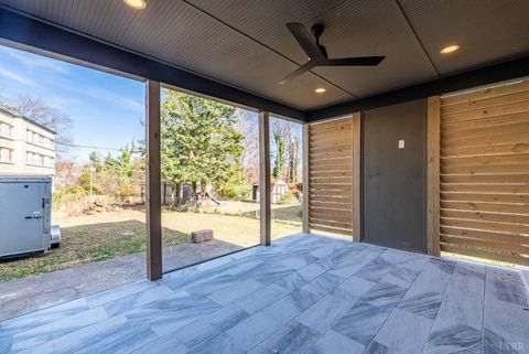 Tiny photo for 224 Cleveland Avenue, Lynchburg, VA 24503 (MLS # 363122)