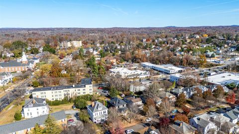 Tiny photo for 224 Cleveland Avenue, Lynchburg, VA 24503 (MLS # 363122)