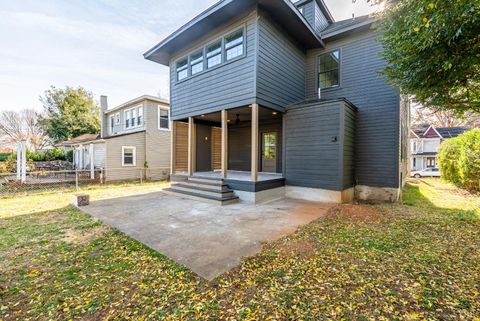 Tiny photo for 224 Cleveland Avenue, Lynchburg, VA 24503 (MLS # 363122)