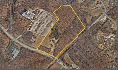 Photo of 201 Jefferson Ridge Parkway, Lynchburg, VA 24501 (MLS # 369430)