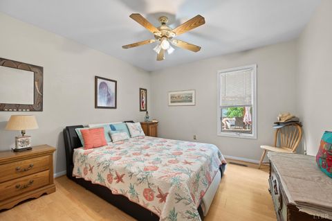 Tiny photo for 29 Deer Haven Drive, Buena Vista, VA 24416 (MLS # 366647)