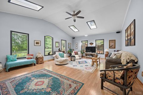 Tiny photo for 29 Deer Haven Drive, Buena Vista, VA 24416 (MLS # 366647)